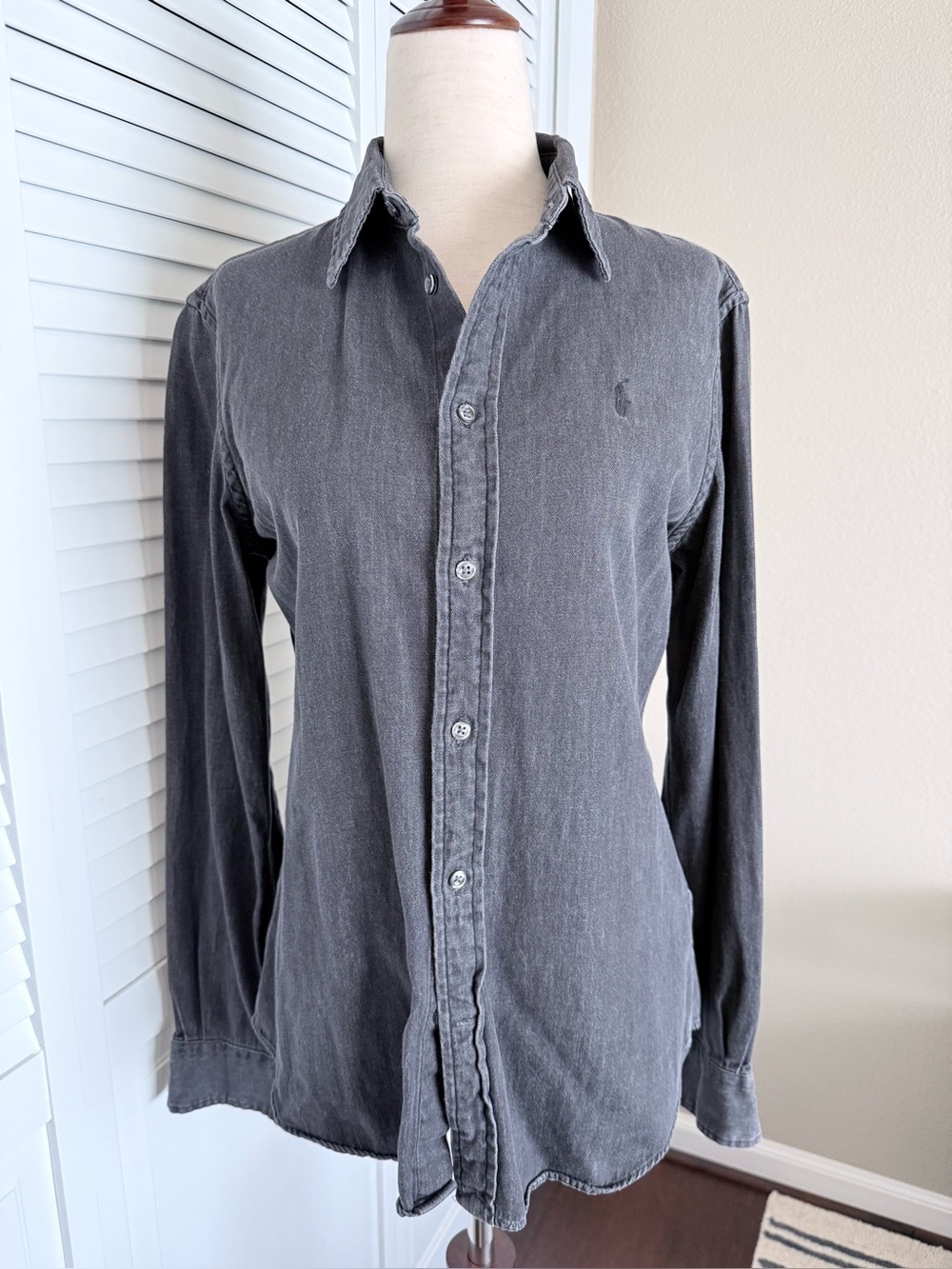 Ralph lauren women’s Slim fit Long sleeve Button-Up Shirt Washed Charcoal Size4